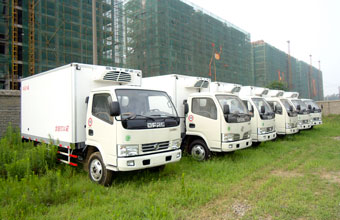 東風(fēng)多利卡4米冷藏車(chē)批量交付，疫苗、海鮮、冷飲專(zhuān)用冷藏車(chē)。